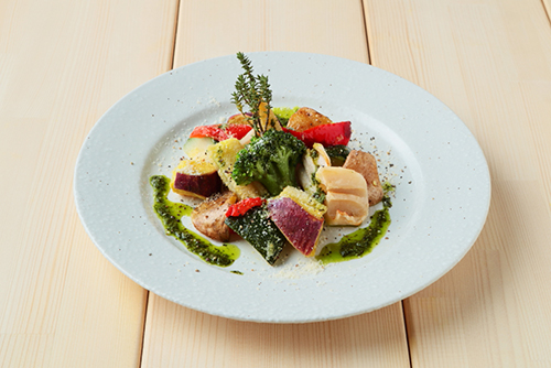 YAMATO の温野菜サラダ